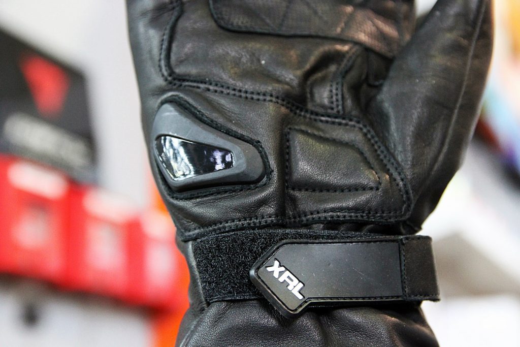Test et Avis : Gants Gerbing XRL - Essai gants moto chauffants 2023