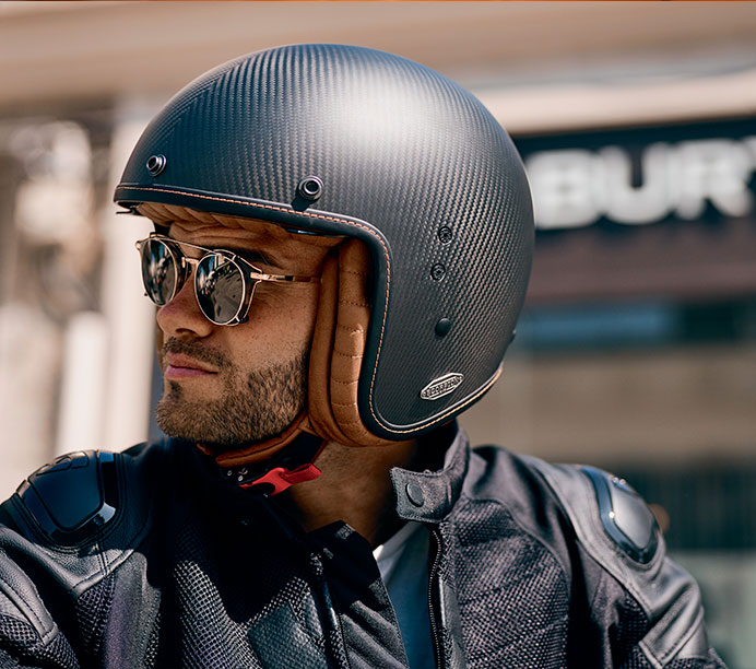 Comment choisir sa visière de casque moto ? Le guide d'achat | Motoshopping